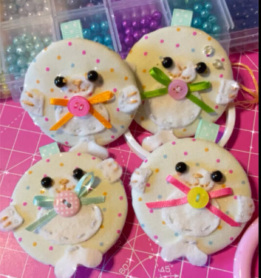 Seal buttons